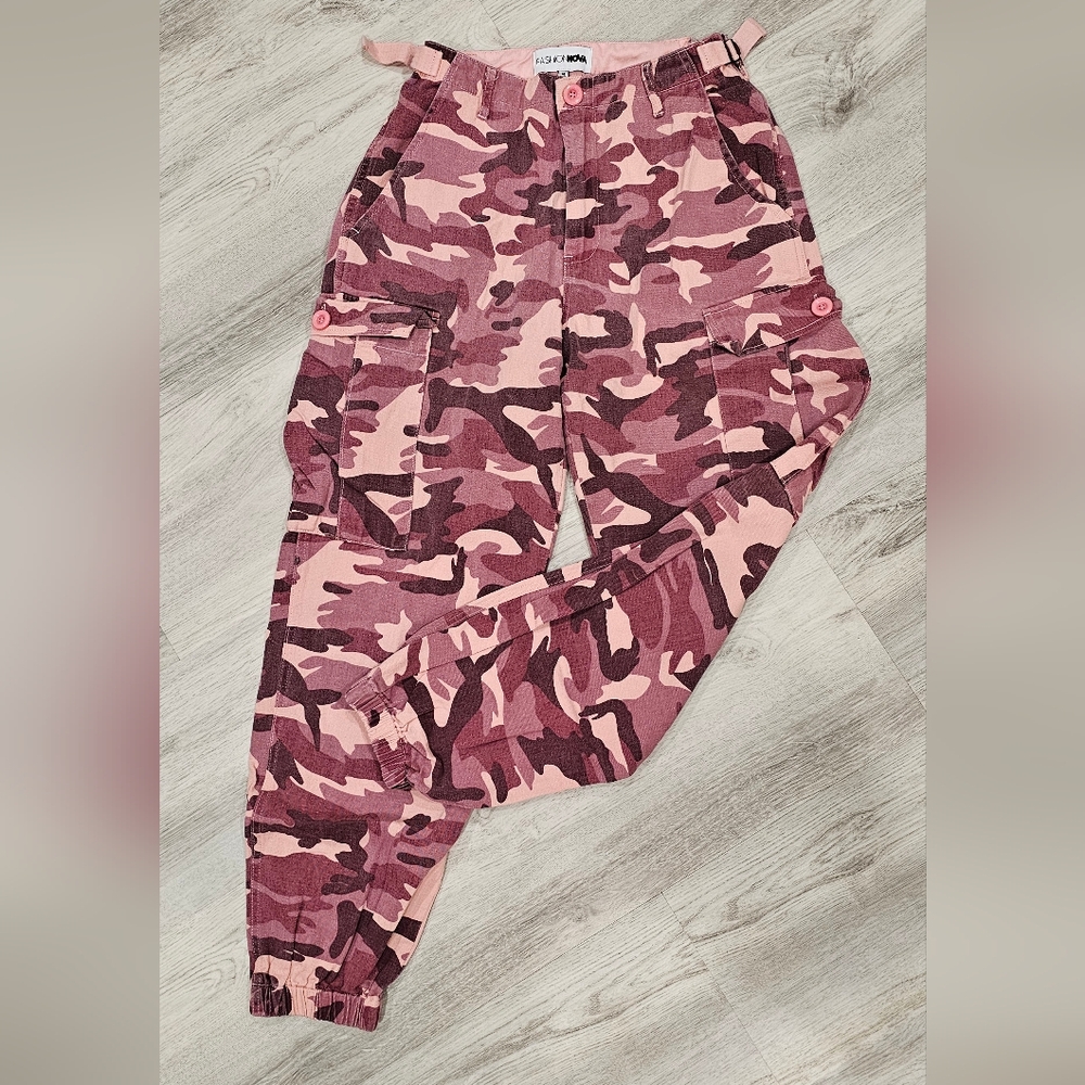 Pink Camouflage Cargo Pants
